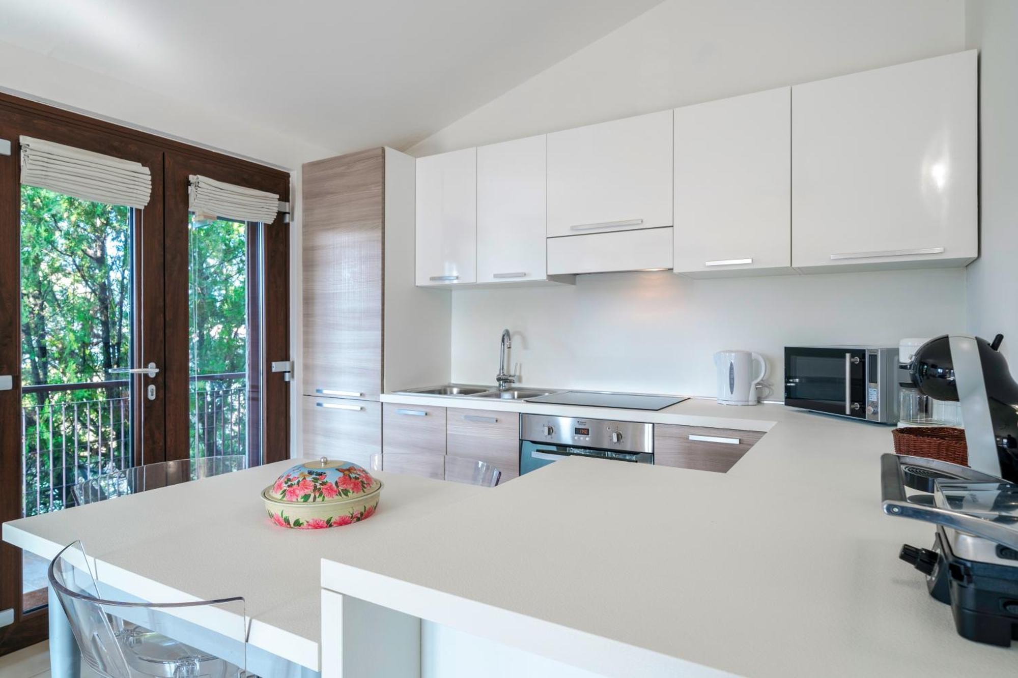 Casa Lugana 15 - Monolocale Con Piscina Fronte Lago Sirmione Exteriör bild