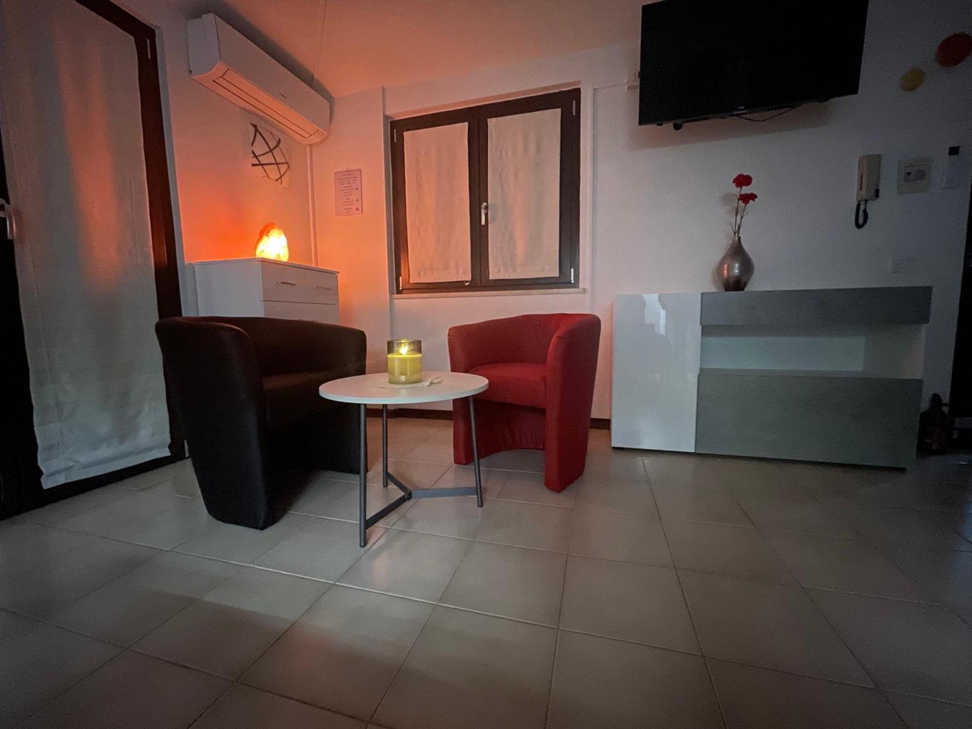 Casa Lugana 15 - Monolocale Con Piscina Fronte Lago Sirmione Exteriör bild